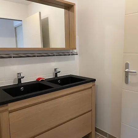 A 15km Du Mont-saint Michel * Saint-James