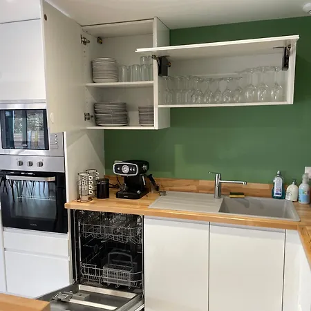 A 15km Du Mont-saint Michel * Saint-James