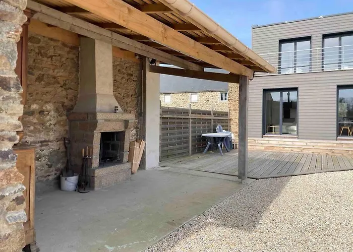 A 15km Du Mont-saint Michel בית נופש *