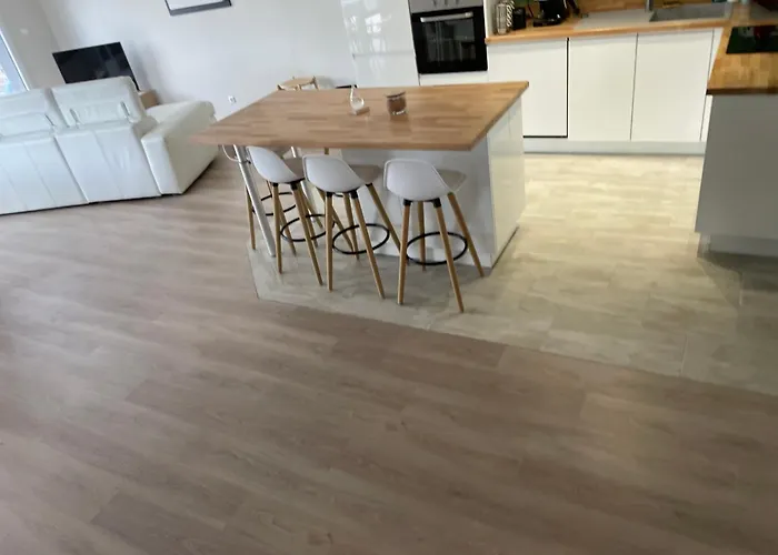 Nyaraló A 15km Du Mont-saint Michel Saint-James